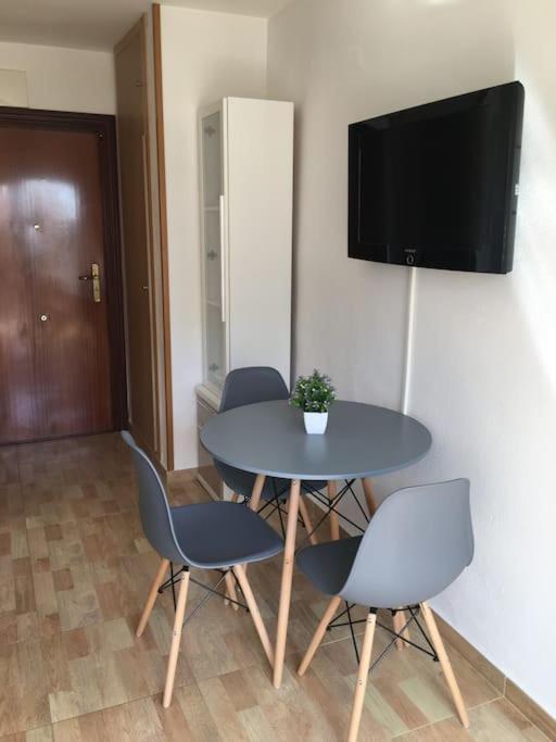 Estudio Con Vista Al Mar A 200 Mts De La Playa 베날마데나코스타 외부 사진
