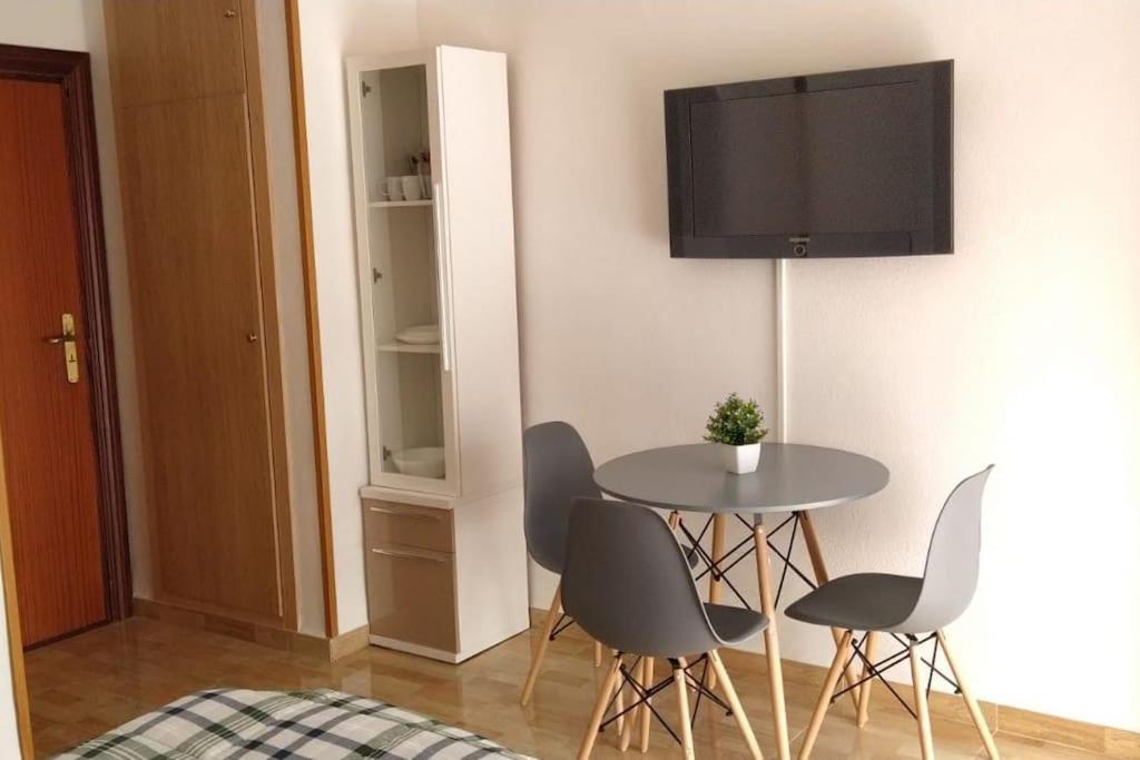 Estudio Con Vista Al Mar A 200 Mts De La Playa 베날마데나코스타 외부 사진