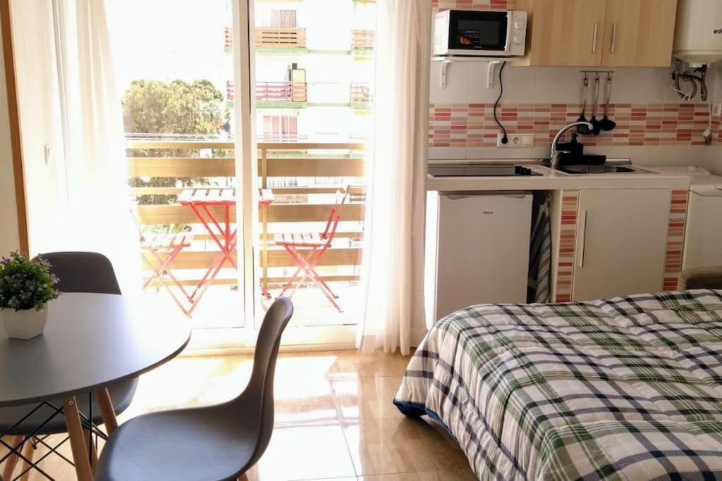 Estudio Con Vista Al Mar A 200 Mts De La Playa 베날마데나코스타 외부 사진